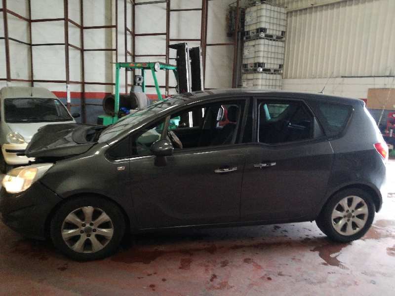 opel meriva b del año 2010