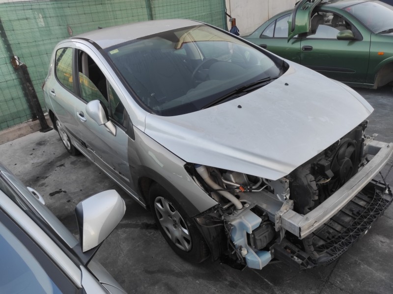 peugeot 308 del año 2008