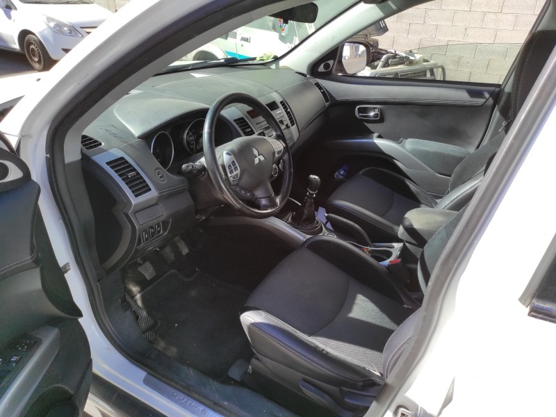 mitsubishi outlander (cw0) del año 2011
