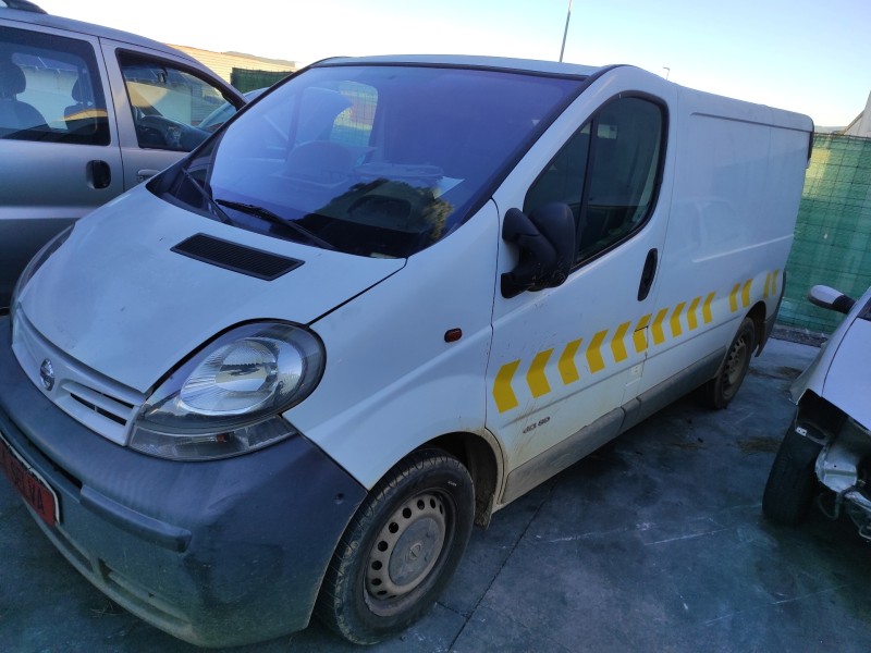 nissan primastar (x83) del año 2004