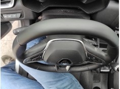 Recambio de volante para renault clio v referencia OEM IAM    2