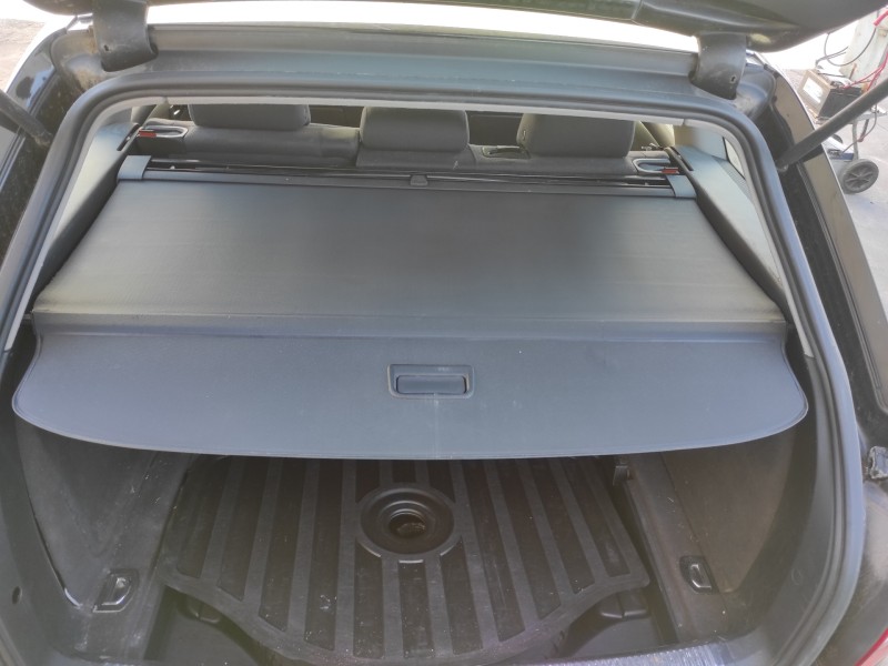 Recambio de bandeja trasera para audi a4 avant (8e) 2.0 fsi referencia OEM IAM  ENROLLADA 