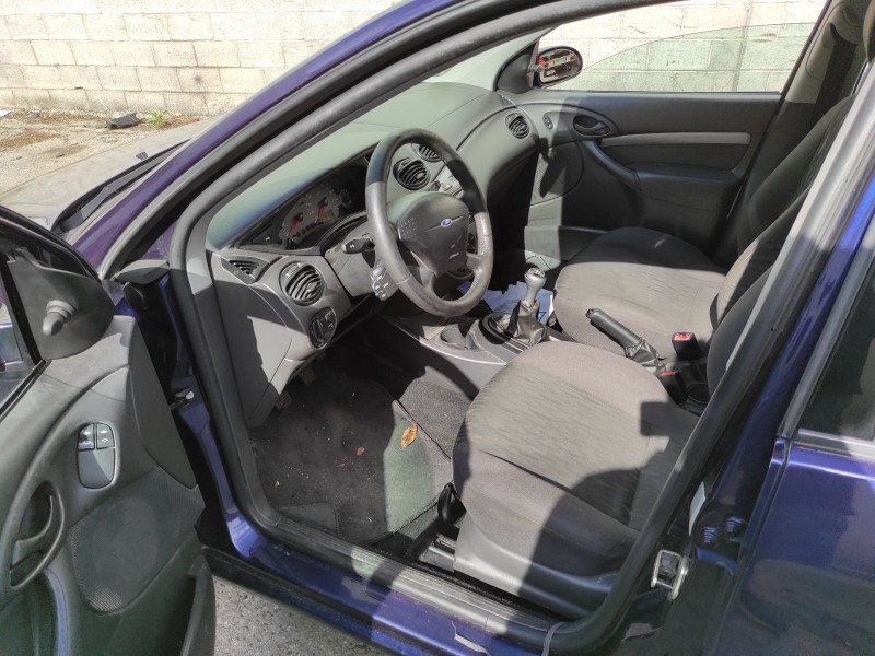ford focus berlina (cak) del año 2002