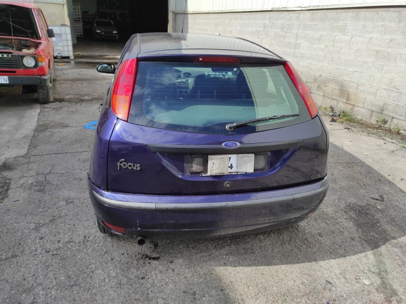 ford focus berlina (cak) del año 2002