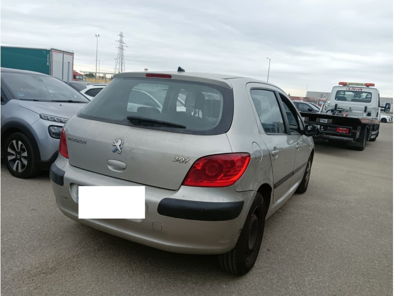 peugeot 307 berlina (s2) del año 2006