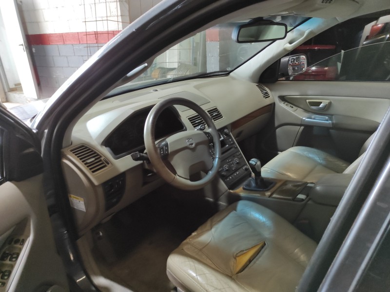 volvo xc90 del año 2005