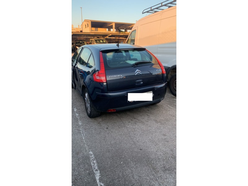citroen c4 berlina del año 2010