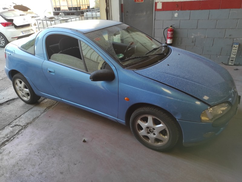 opel tigra del año 1999