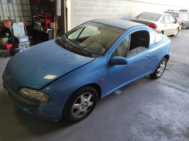 opel tigra del año 1999