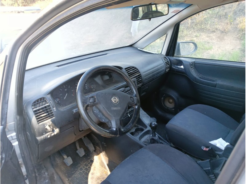 opel zafira a del año 1999
