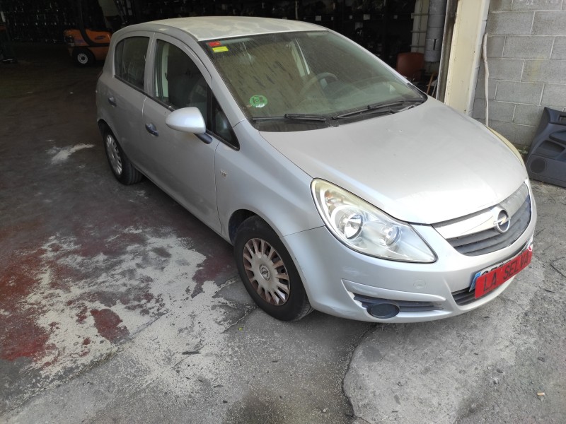 opel corsa d del año 2009
