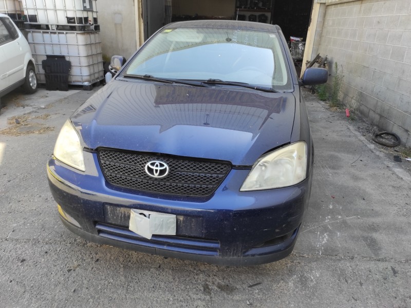 toyota corolla (e12) del año 2003