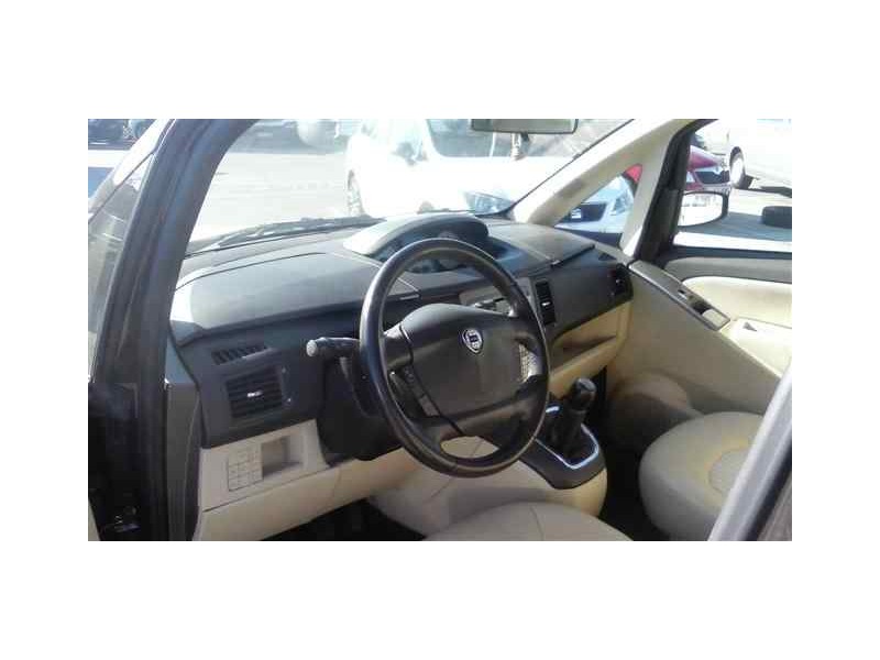 lancia musa (184) del año 2004