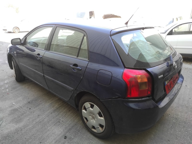 toyota corolla (e12) del año 2003