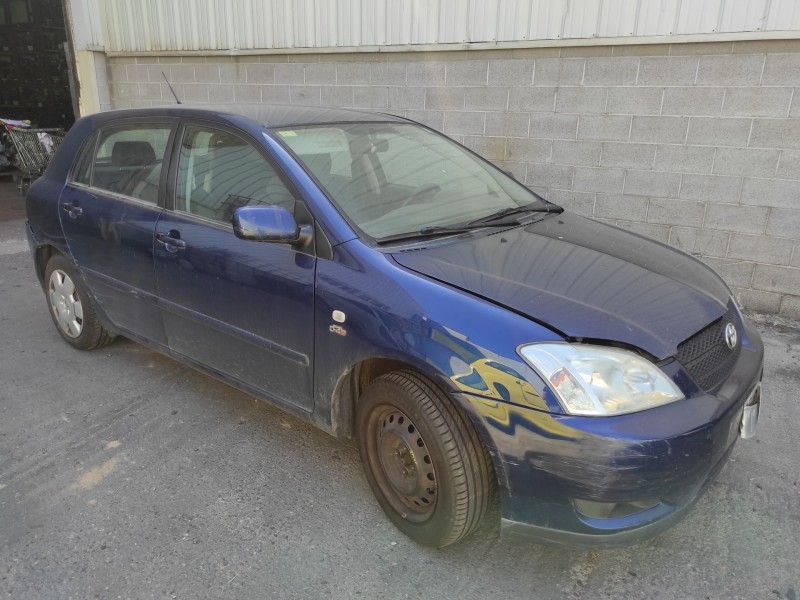 toyota corolla (e12) del año 2003