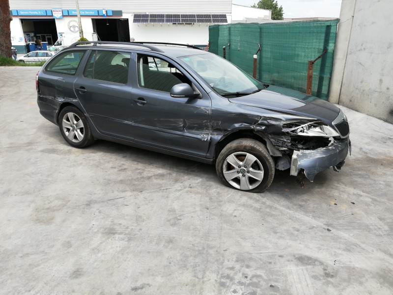 skoda octavia combi (1z5) del año 2012