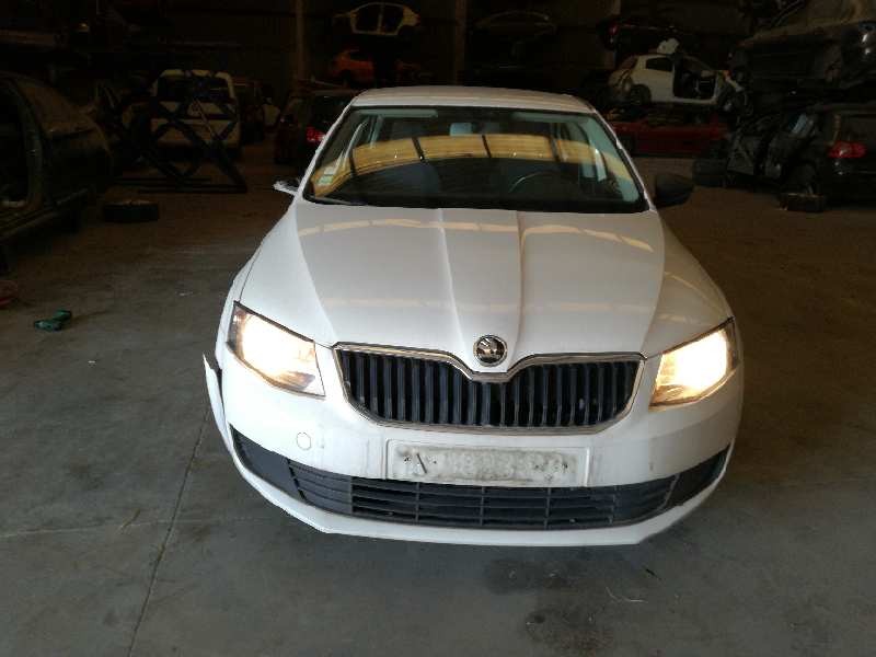 skoda octavia lim. (5e3) del año 2015