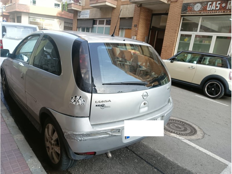 opel corsa c del año 2006