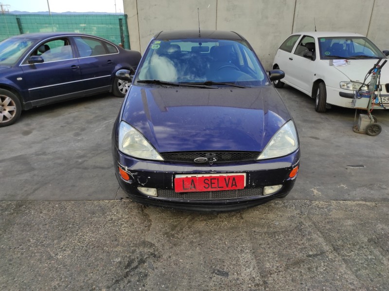 ford focus berlina (cak) del año 2001