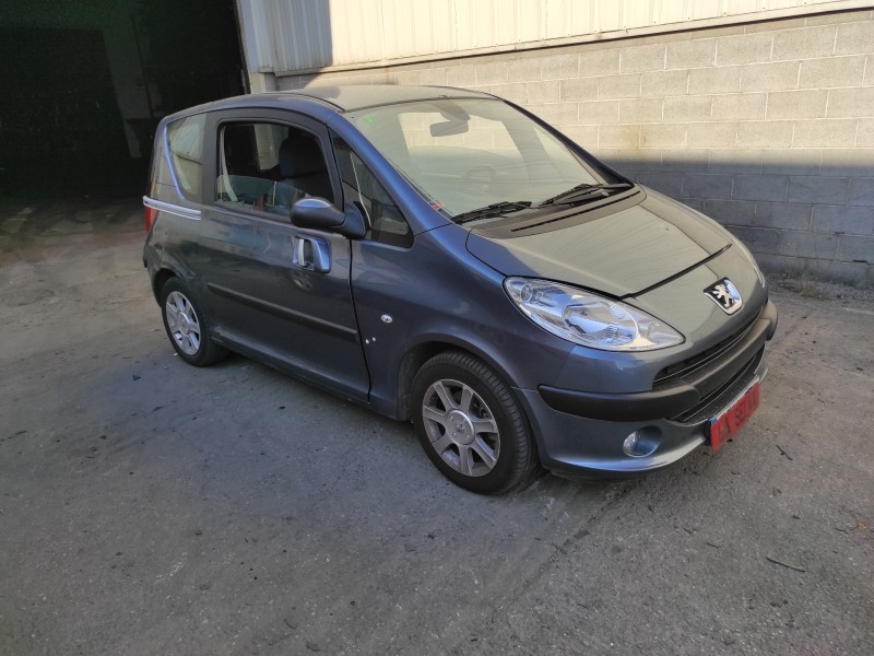 peugeot 1007 del año 2006