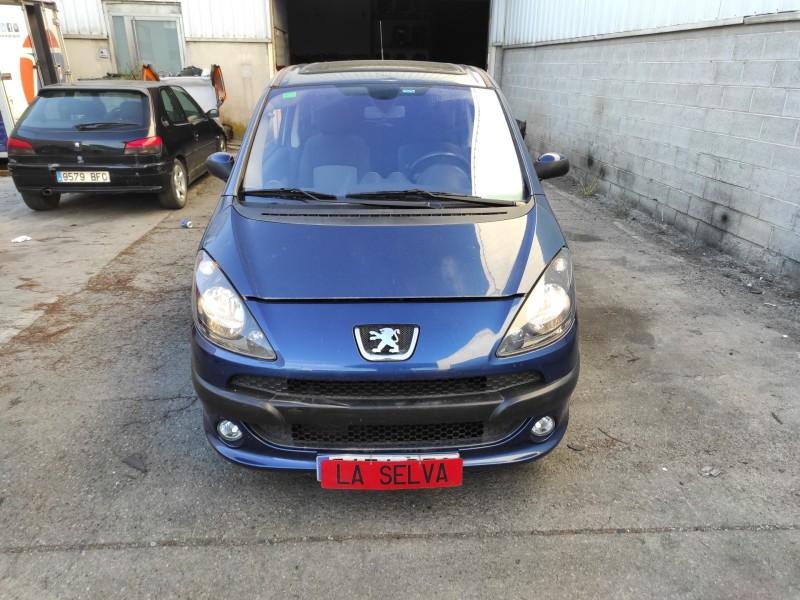 peugeot 1007 del año 2006