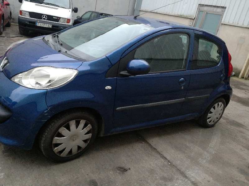 peugeot 107 del año 2006