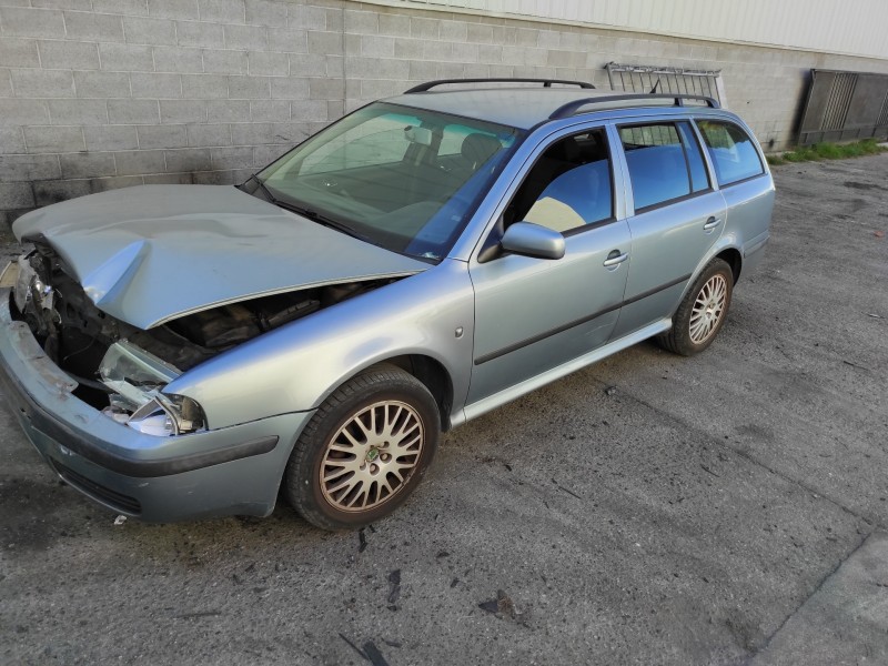 skoda octavia combi (1u5) del año 2007