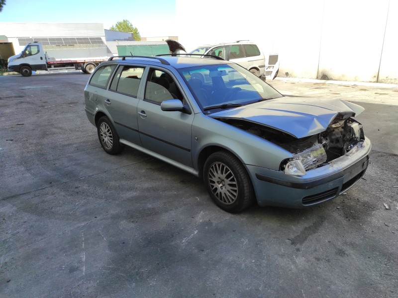skoda octavia combi (1u5) del año 2007