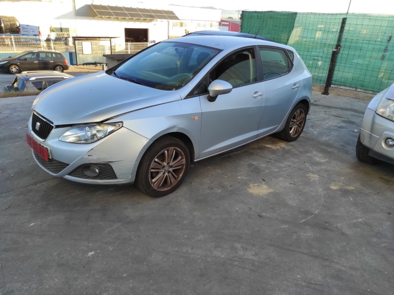 seat ibiza (6j5) del año 2008
