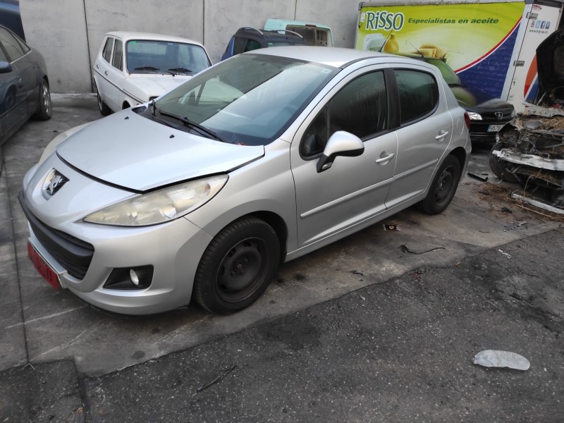 peugeot 207 del año 2011