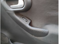 Recambio de botonera elevalunas delantero derecho para opel corsa c club referencia OEM IAM   