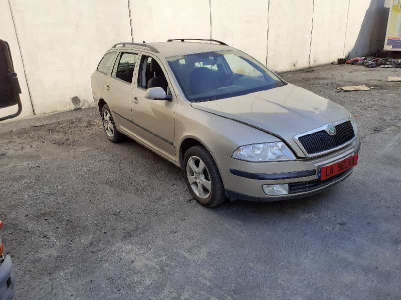 skoda octavia combi (1z5) del año 2006