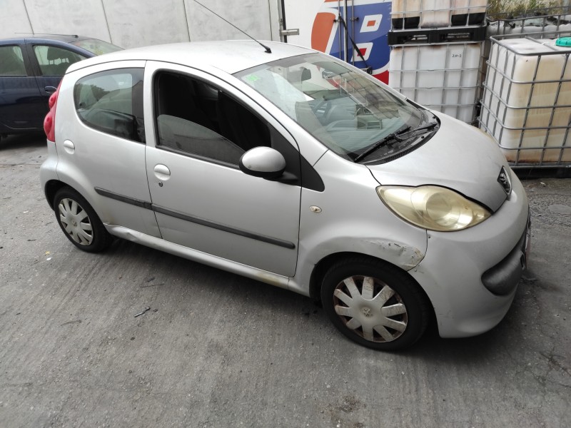 peugeot 107 del año 2006