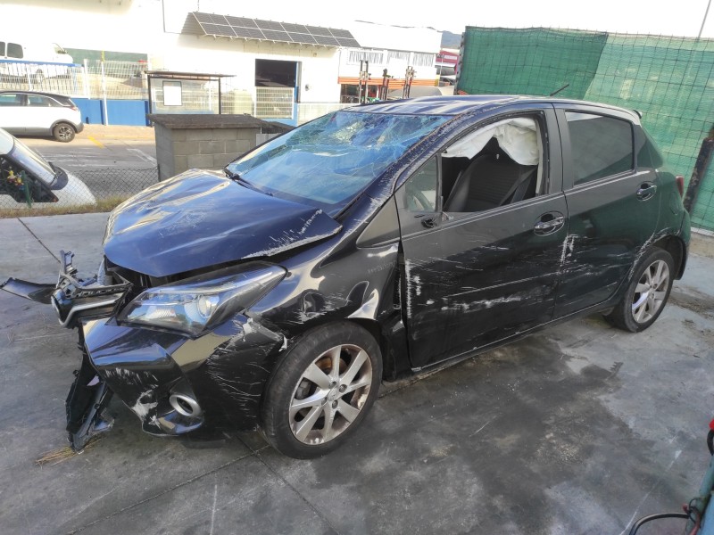 toyota yaris del año 2016