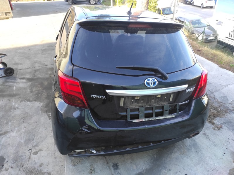 toyota yaris del año 2016
