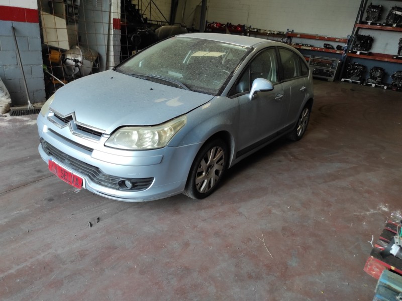 citroen c4 berlina del año 2006