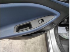 Recambio de botonera elevalunas trasero izquierdo para hyundai i20 active tecno referencia OEM IAM   
