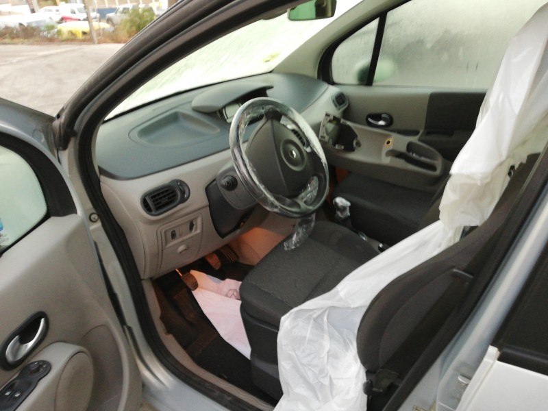 renault modus del año 2006