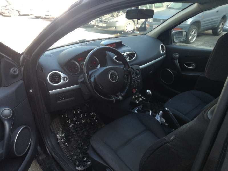 renault clio iii del año 2008
