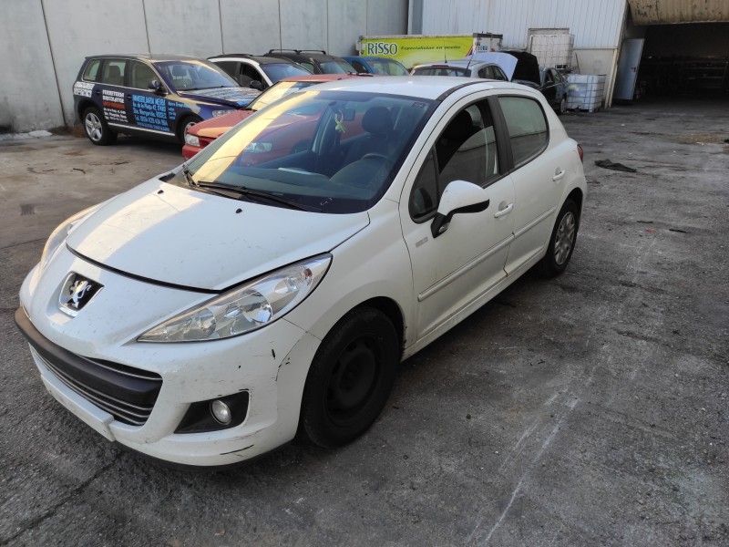 peugeot 207 del año 2010
